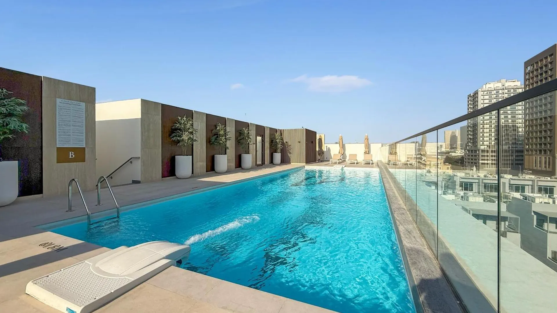 Lägenhet Sophisticated 1 Bedroom In Binghatti Galaxy Jvc Dubai